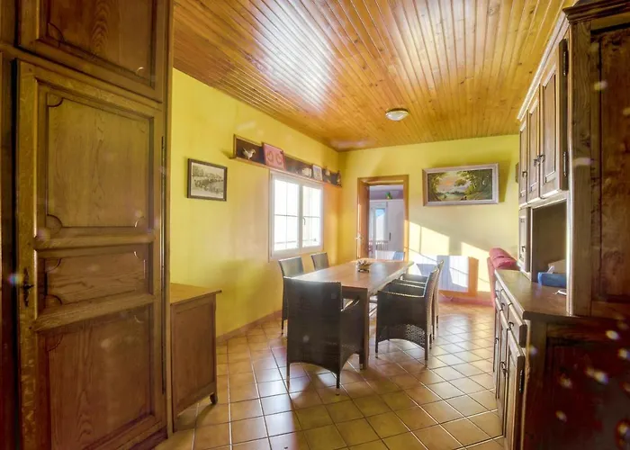 Marine - Maison Et Jardin - Grande A 150 M بارنفيل-كارتريت