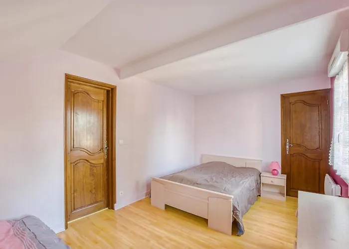 Marine - Maison Et Jardin - Grande A 150 M بيت للعطل